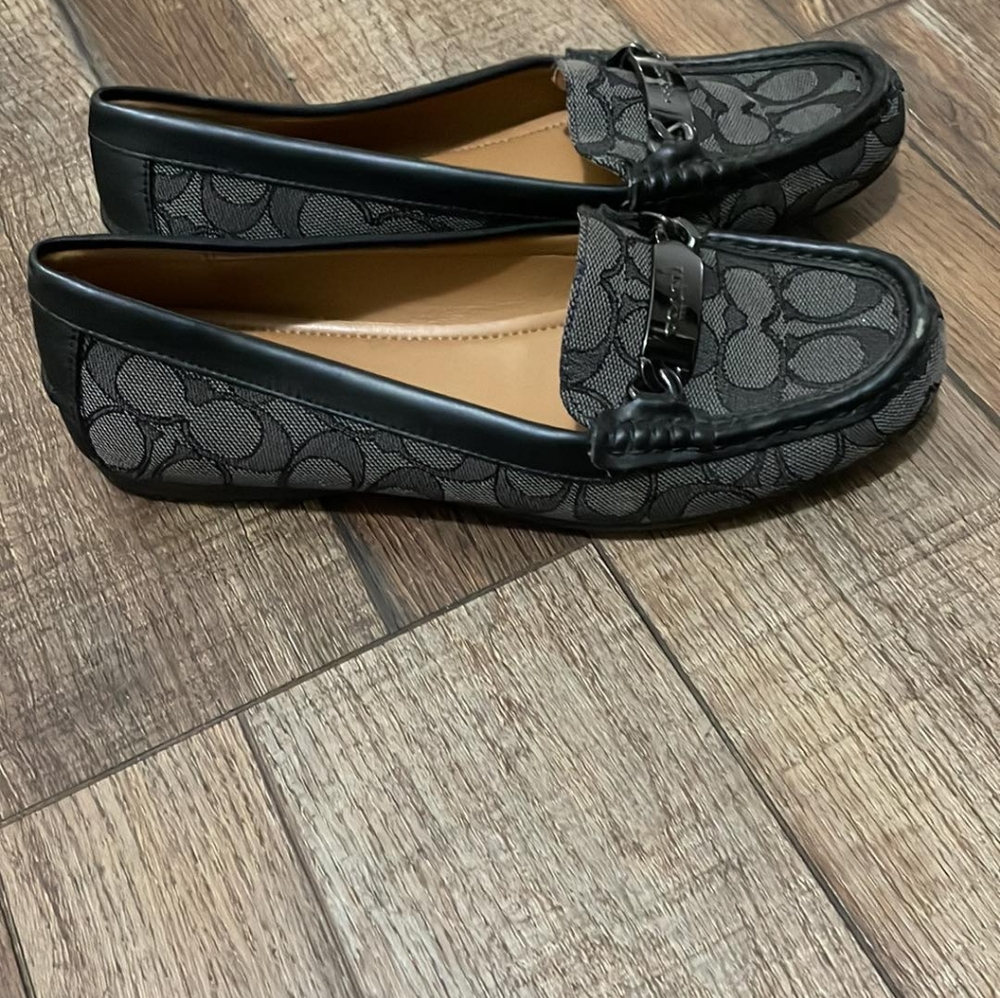 Coach shoes size 8